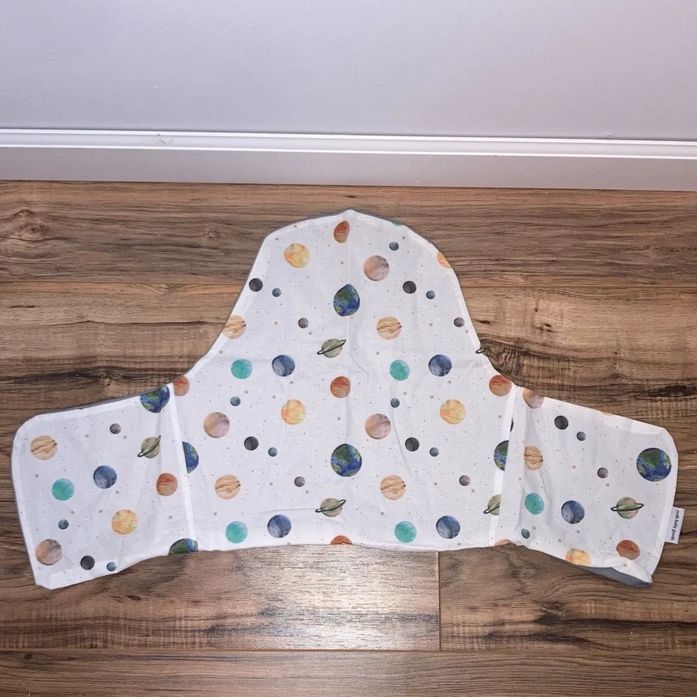 #164. 🆕 NWOT - Yeah Baby Goods - Galaxy Print High Chair Cushion Cover